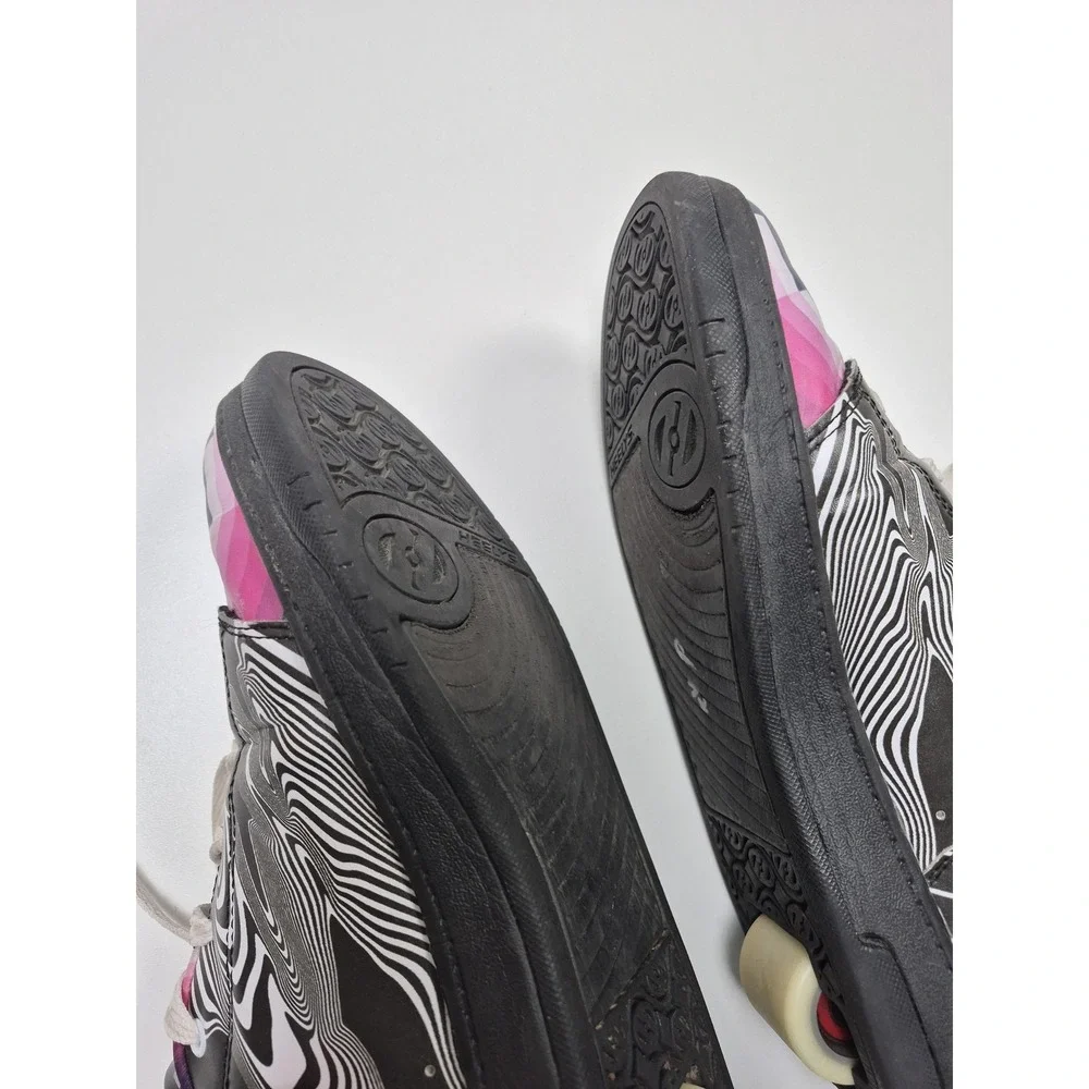 Heelys Voyager X Vapor95 Shoes Mens Size 10 Multicolor Graphic Wheels HES10